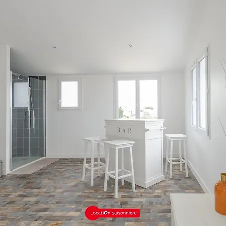 De Luxe A Angoulins, Piscine Privee, Jusqu'a 12 Personnes - Fr-1-535-55 *