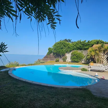 De Luxe A Angoulins, Piscine Privee, Jusqu'a 12 Personnes - Fr-1-535-55 *