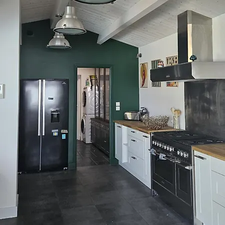 Villa De Luxe A Angoulins, Piscine Privee, Jusqu'a 12 Personnes - Fr-1-535-55